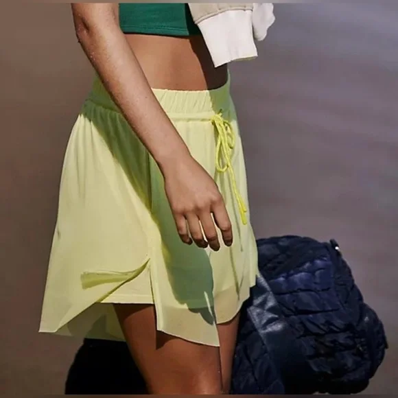 NWOT Free People FP Movement Double Vision Long Shorts - sour citrus yellow - XS - Picture 4 of 7